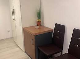 Pleasant Apartment in Oberhausen With a Terrace