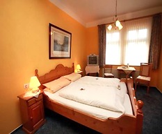 Pleasant Apartment in Oberhausen With a Terrace