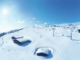 Cozy Apartment in Aschau im Zillertal Near Ski Lift