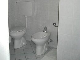 Farmhouse in Castelfranco Piandisco With Garden