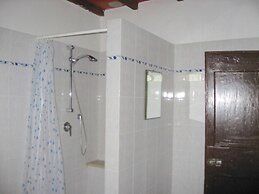 Farmhouse in Castelfranco Piandisco With Garden