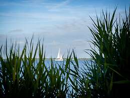 Unique Houseboat on and Around the Sneekermeer