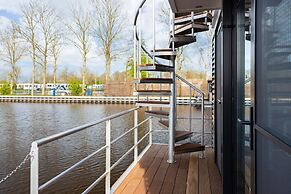 Unique Houseboat on and Around the Sneekermeer
