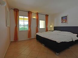 Beautiful Villa in Vidauban With Seasonal Pool