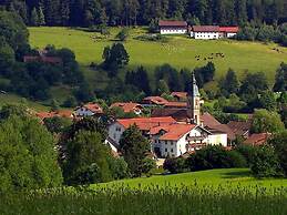 Comfortable Apartment in Zenting in Lower Bavaria