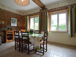 Holiday Home in a Historic Building Near Montreuil
