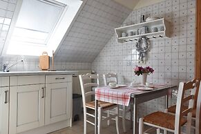 Landhauswohnung in Kroepelin mit Grossem Garten