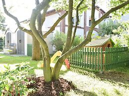 Landhauswohnung in Kroepelin mit Grossem Garten