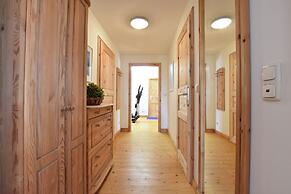 Landhauswohnung in Kroepelin mit Grossem Garten