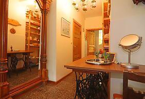 Landhauswohnung in Kroepelin mit Grossem Garten