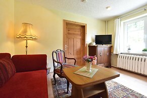 Landhauswohnung in Kroepelin mit Grossem Garten