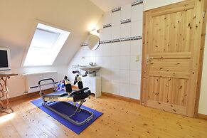Landhauswohnung in Kroepelin mit Grossem Garten