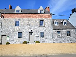 Attractive Holiday Home in Gerin Near Centre