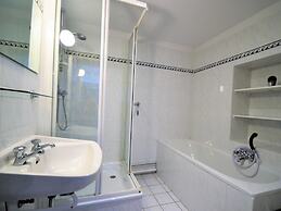 Attractive Holiday Home in Gerin Near Centre