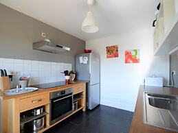 Attractive Holiday Home in Gerin Near Centre