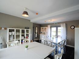 Attractive Holiday Home in Gerin Near Centre