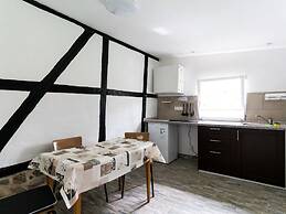 Lake-view Apartment in Klein Pravtshagen With Garden