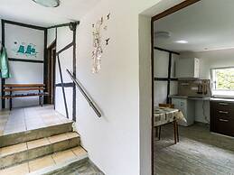 Lake-view Apartment in Klein Pravtshagen With Garden