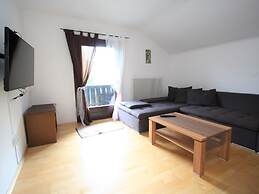 Cozy Apartment in Niedernsill Near Lake