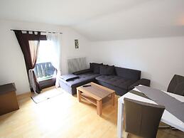 Cozy Apartment in Niedernsill Near Lake