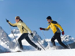 Cozy Apartment in Niedernsill Near Lake