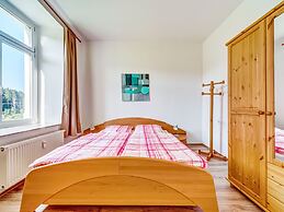 Alluring Villa in Grunhainichen-borstendorf With Garden