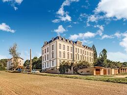 Alluring Villa in Grunhainichen-borstendorf With Garden