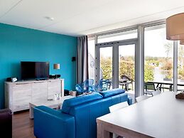 House With Sauna, Outdoor spa and Pedal Boat in Vlagtwedde