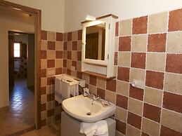 Lovely Farmhouse in Tuscany With Panoramic View