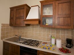 Lovely Farmhouse in Tuscany With Panoramic View