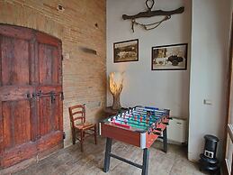 Attractive Apartment in old Farmhouse on the Estate With Pool