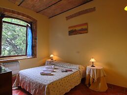 Attractive Apartment in old Farmhouse on the Estate With Pool