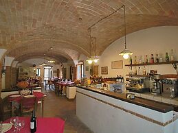 Attractive Apartment in old Farmhouse on the Estate With Pool