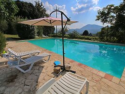 Attractive Apartment in old Farmhouse on the Estate With Pool