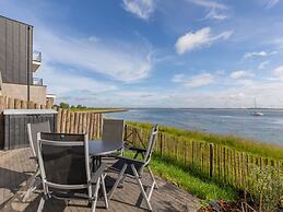 Unique Apartment, Located on the Oosterschelde and Marina of Sint Anna
