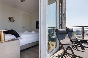 Unique Apartment, Located on the Oosterschelde and Marina of Sint Anna
