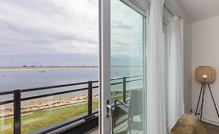 Unique Apartment, Located on the Oosterschelde and Marina of Sint Anna