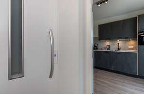 Unique Apartment, Located on the Oosterschelde and Marina of Sint Anna