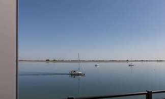 Unique Apartment, Located on the Oosterschelde and Marina of Sint Anna