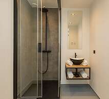 Unique Apartment, Located on the Oosterschelde and Marina of Sint Anna