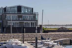 Unique Apartment, Located on the Oosterschelde and Marina of Sint Anna