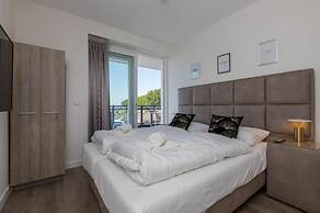 Unique Apartment, Located on the Oosterschelde and Marina of Sint Anna