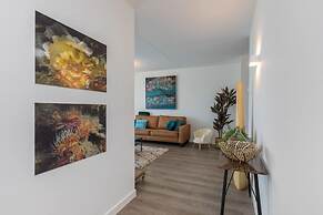 Unique Apartment, Located on the Oosterschelde and Marina of Sint Anna