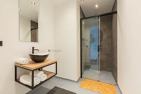 Unique Apartment, Located on the Oosterschelde and Marina of Sint Anna