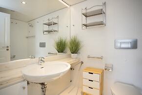 Nice Flat With Balcony in a Perfect Location at the ski Lift Carousel 