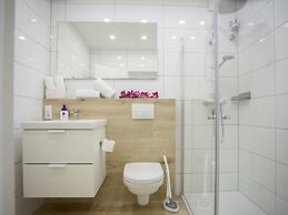 Nice Flat With Balcony in a Perfect Location at the ski Lift Carousel 