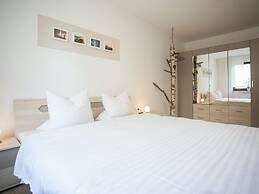 Nice Flat With Balcony in a Perfect Location at the ski Lift Carousel 