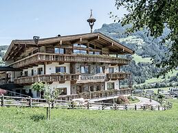 Farmhouse in Schwendau With Ski Storage