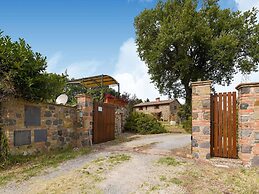Holiday Home in Radicofani - Siena With Terrace
