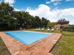 Holiday Home in Radicofani - Siena With Terrace